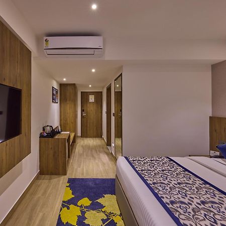Grand Continent Hebbal A Sarovar Portico Affiliate Hotel Bangalore Exteriör bild