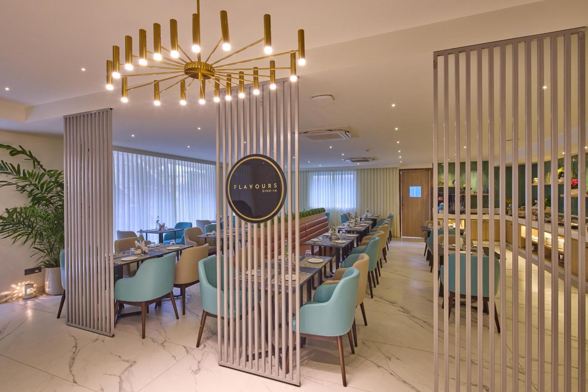 Grand Continent Hebbal A Sarovar Portico Affiliate Hotel Bangalore Exteriör bild