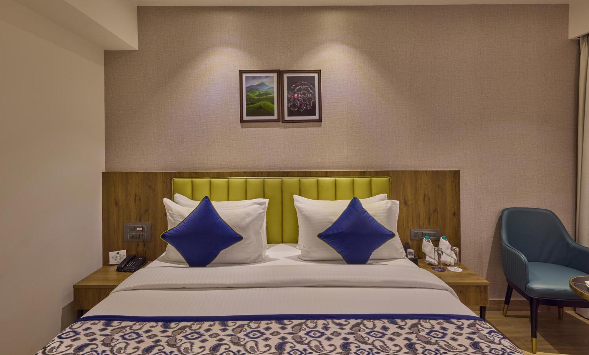 Grand Continent Hebbal A Sarovar Portico Affiliate Hotel Bangalore Exteriör bild