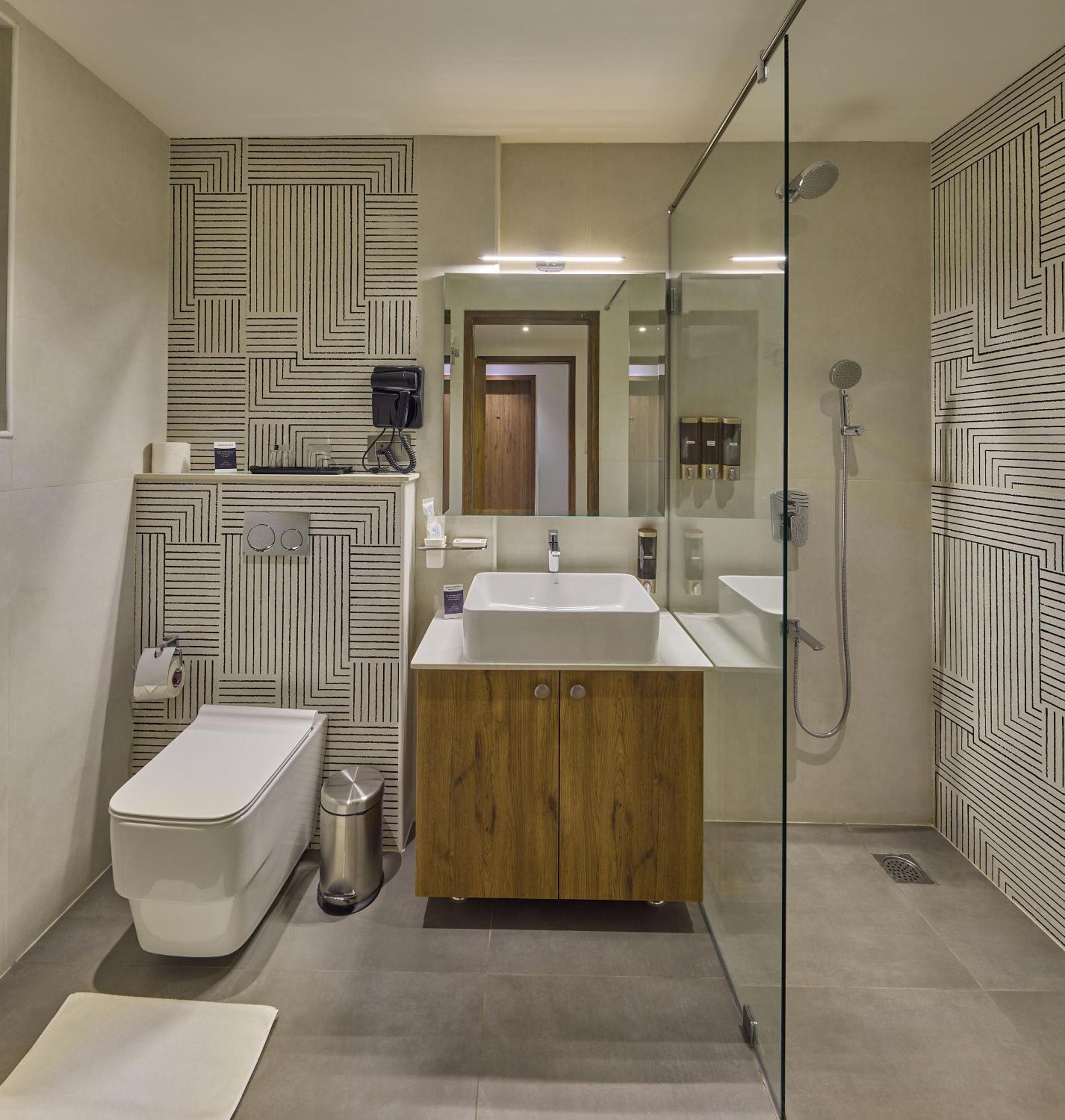 Grand Continent Hebbal A Sarovar Portico Affiliate Hotel Bangalore Exteriör bild